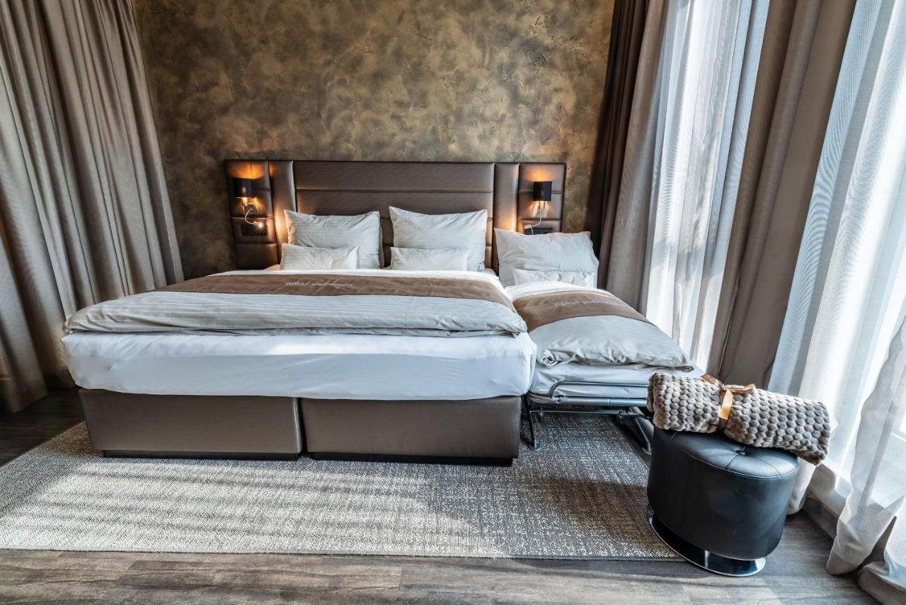 Nutrend World Hotel Оломоуц Екстериор снимка