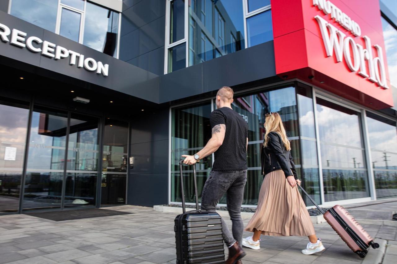 Nutrend World Hotel Оломоуц Екстериор снимка