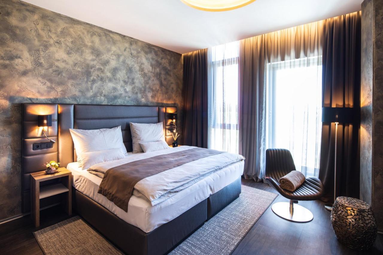 Nutrend World Hotel Оломоуц Екстериор снимка